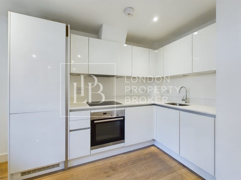 Dod Street, Trent Court, E14