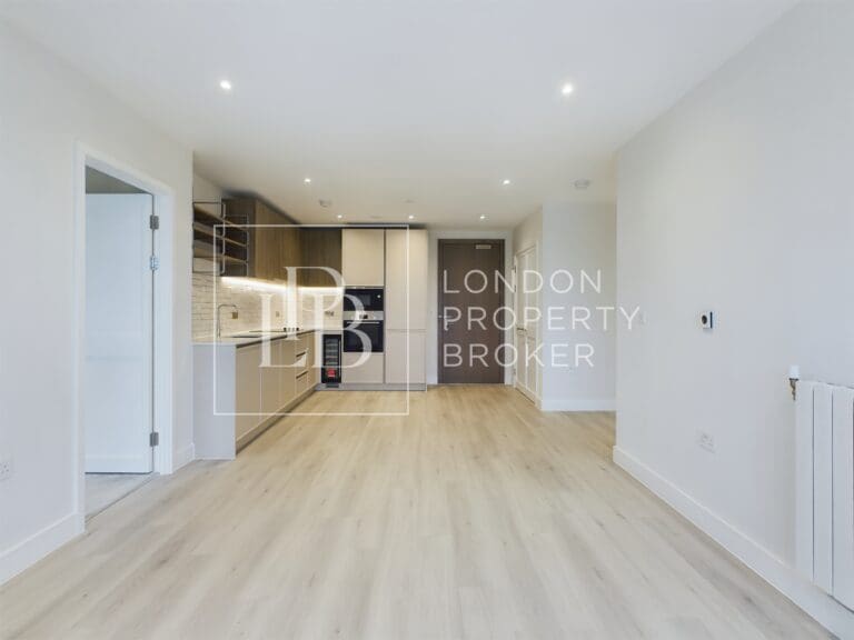 Cairncross House, Kidbrooke Village, SE3