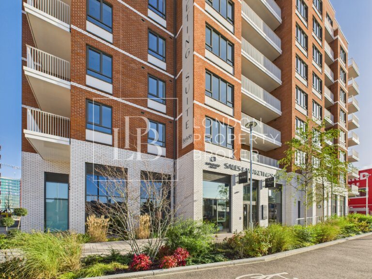 Pettman Crescent, Kubrick House, SE28