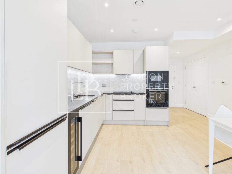 Dray House, Lombard Square, SE28