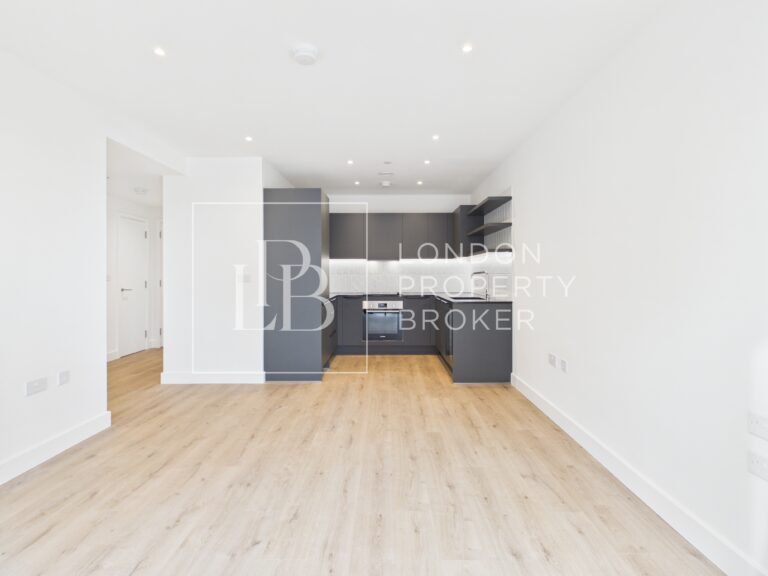 Hopper House, Lombard Square, SE28