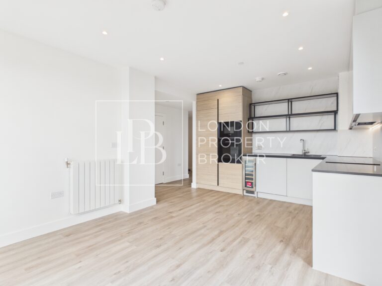 Batchford House, Kibdrooke Village, SE3