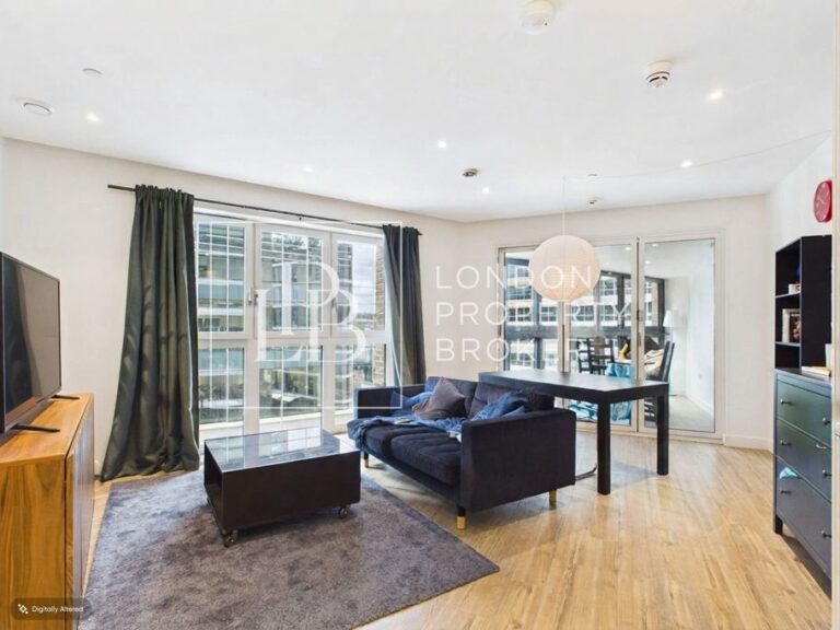 Wiverton Tower, Aldgate Place, E1