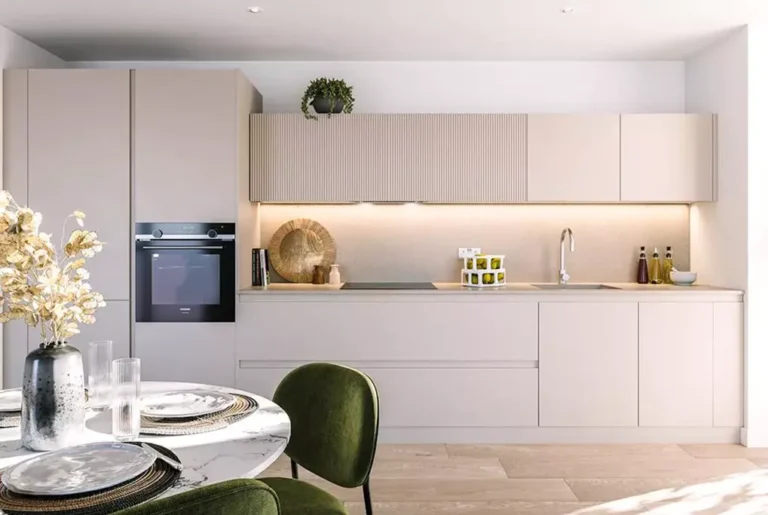 The Bellamy, Canary Wharf, London E14
